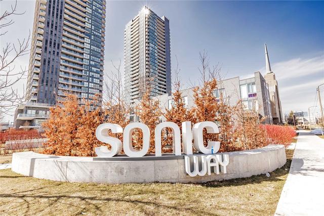 1111 - 2 Sonic Way, Condo with 1 bedrooms, 2 bathrooms and 1 parking in Toronto ON | Image 1