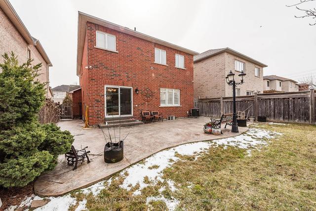 45 Tiana Crt, House detached with 4 bedrooms, 5 bathrooms and 4 parking in Vaughan ON | Image 35