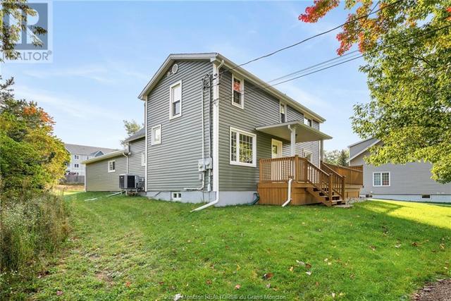 894 Amirault, House detached with 5 bedrooms, 3 bathrooms and null parking in Dieppe NB | Image 5