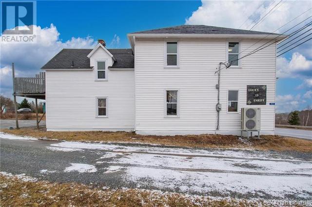 242 Main Street, House detached with 3 bedrooms, 0 bathrooms and null parking in Hampton NB | Image 3