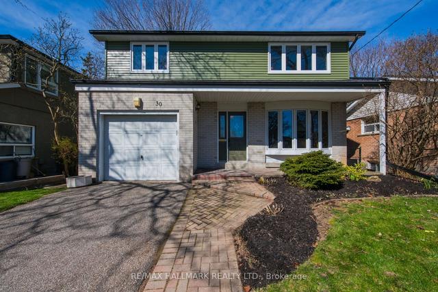 30 Schubert Dr, House detached with 4 bedrooms, 3 bathrooms and 4 parking in Toronto ON | Image 1
