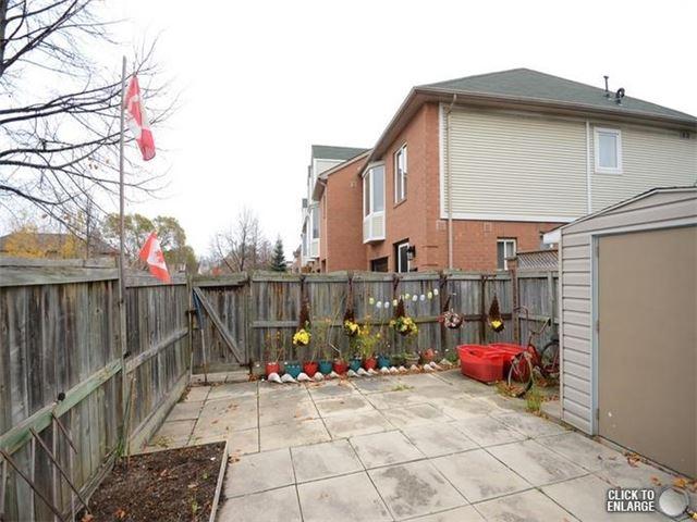 832 Village Green Blvd, Townhouse with 3 bedrooms, 4 bathrooms and 1 parking in Mississauga ON | Image 20