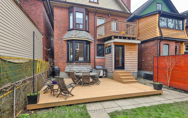 154 Galley Ave, House detached with 4 bedrooms, 4 bathrooms and 0 parking in Toronto ON | Image 33
