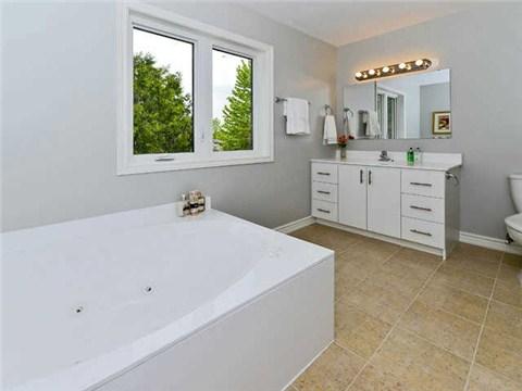 80 Ellington Dr, House detached with 4 bedrooms, 5 bathrooms and 2 parking in Toronto ON | Image 14