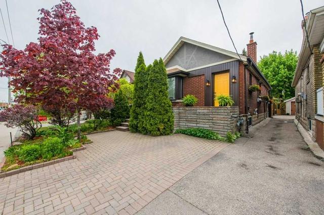 165 O'connor Dr, House detached with 2 bedrooms, 2 bathrooms and 1 parking in Toronto ON | Image 27