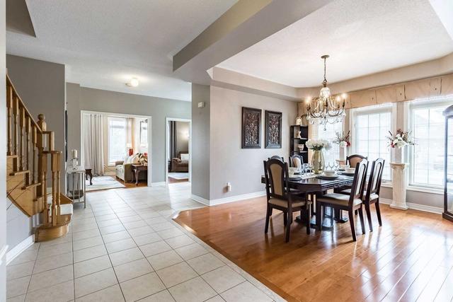 21 Okanagan Dr, House detached with 4 bedrooms, 5 bathrooms and 6 parking in Brampton ON | Image 3