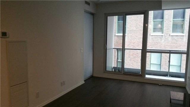 1108 - 70 Temperance St, Condo with 1 bedrooms, 1 bathrooms and null parking in Toronto ON | Image 2