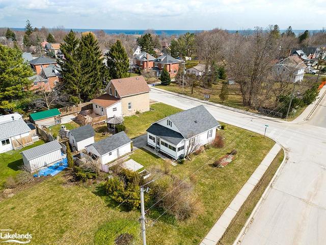 200 St. Vincent Street, House detached with 2 bedrooms, 1 bathrooms and 3 parking in Meaford ON | Image 20