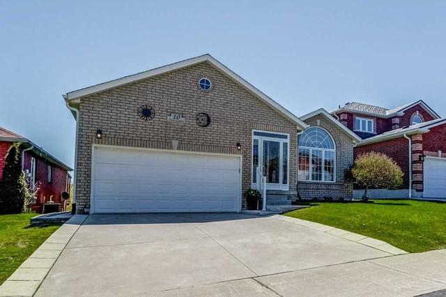 10 Eve Crt, House detached with 2 bedrooms, 3 bathrooms and 4 parking in Bradford West Gwillimbury ON | Image 1