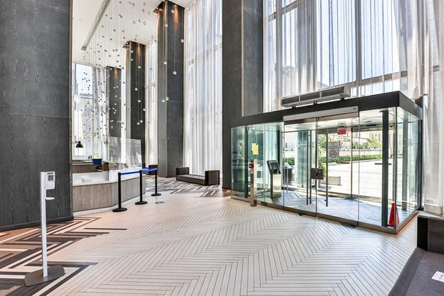 1011 - 1080 Bay St, Condo with 1 bedrooms, 1 bathrooms and 0 parking in Toronto ON | Image 25
