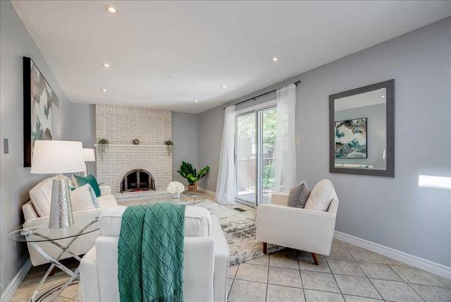 2401 Gilbert Crt, House detached with 4 bedrooms, 3 bathrooms and 6 parking in Burlington ON | Image 6
