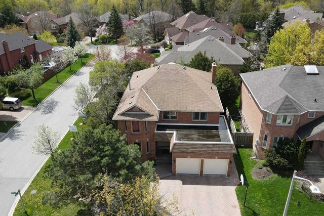 38 Huntington Park Dr, House detached with 4 bedrooms, 4 bathrooms and 4 parking in Markham ON | Image 1