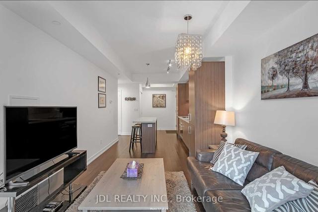 1707 - 21 Widmer St, Condo with 1 bedrooms, 1 bathrooms and 0 parking in Toronto ON | Image 4