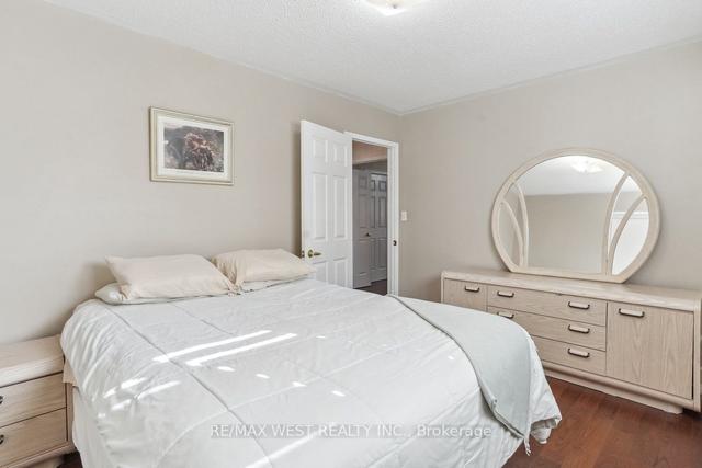 1361 Wildlark Dr, House detached with 3 bedrooms, 3 bathrooms and 6 parking in Peterborough ON | Image 5