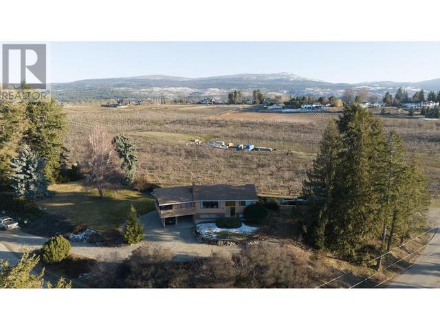 3975 Todd Road, House detached with 4 bedrooms, 2 bathrooms and 10 parking in Kelowna BC | Image 42