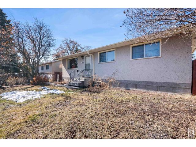 4816 105b St Nw, House detached with 5 bedrooms, 2 bathrooms and 4 parking in Edmonton AB | Image 2
