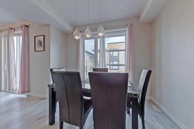 957 Battery Park, Townhouse with 4 bedrooms, 3 bathrooms and 2 parking in London ON | Image 8