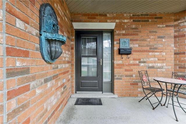 755 Willow Road, House attached with 3 bedrooms, 2 bathrooms and 4 parking in Guelph ON | Image 28