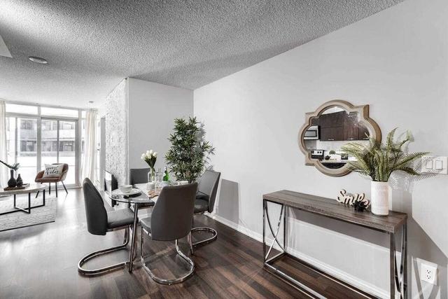 604 - 38 Joe Shuster Way, Condo with 2 bedrooms, 2 bathrooms and 1 parking in Toronto ON | Image 5