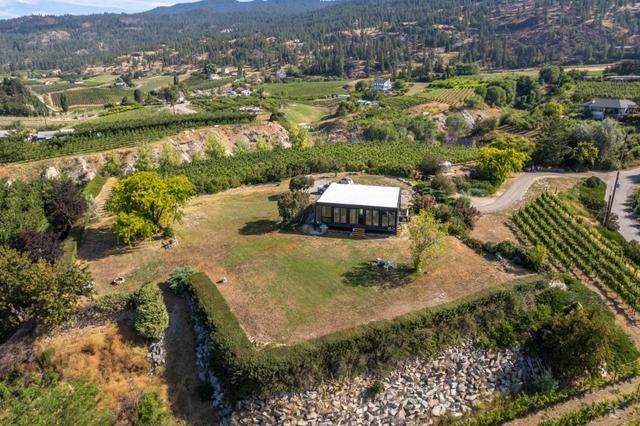 925 Salting Road, Home with 3 bedrooms, 2 bathrooms and null parking in Okanagan Similkameen E BC | Image 27