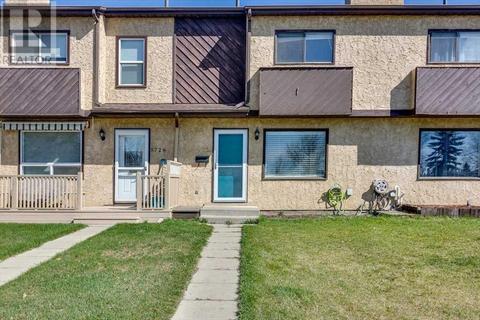 5724 71 Street, Red Deer, AB, T4P3A8 | Card Image