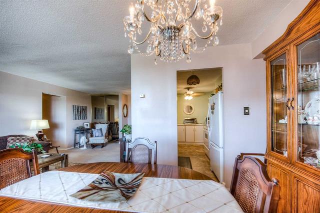 225 Harvard Pl, Condo with 2 bedrooms, 2 bathrooms and 1 parking in Waterloo ON | Image 8