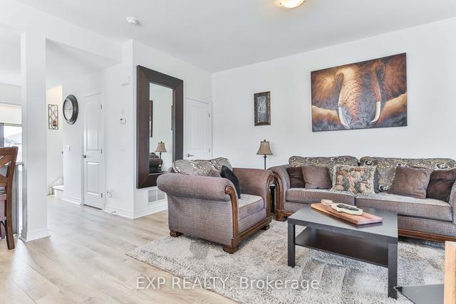 172 - 77 Diana Ave, House attached with 3 bedrooms, 2 bathrooms and 2 parking in Brantford ON | Image 4