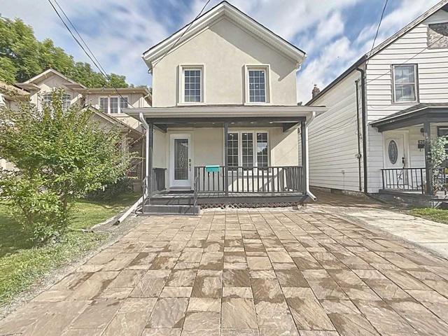 6301 Ash St, House detached with 3 bedrooms, 2 bathrooms and 4 parking in Niagara Falls ON | Image 1