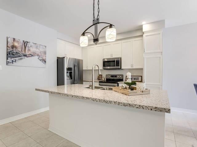 4800 Glasshill Grve, House detached with 3 bedrooms, 3 bathrooms and 6 parking in Mississauga ON | Image 4
