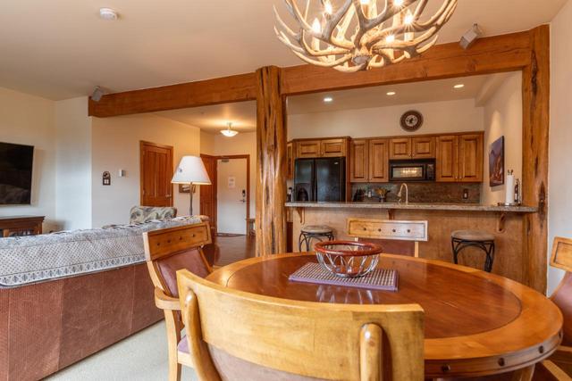 11 - 4430 Red Mountain Road, Condo with 2 bedrooms, 3 bathrooms and null parking in Rossland BC | Image 15