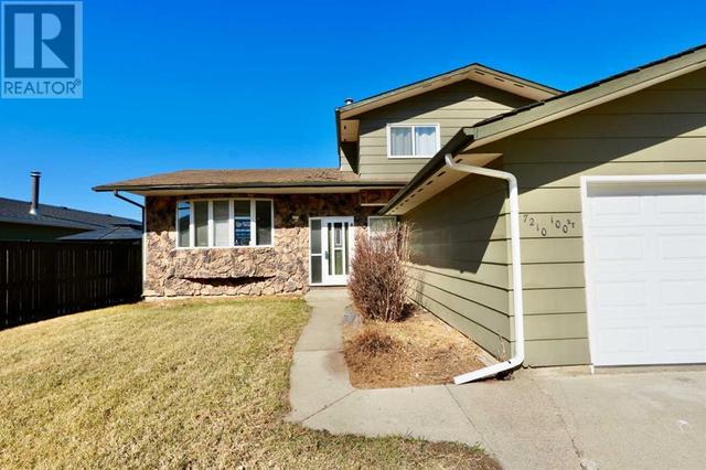 7210 100 Street, House detached with 7 bedrooms, 2 bathrooms and 4 parking in Peace River AB | Image 2