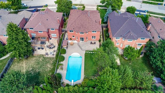 1308 Blackburn Dr, House detached with 4 bedrooms, 5 bathrooms and 5 parking in Oakville ON | Image 24
