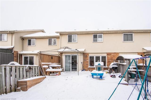 421 Downsview Place, House semidetached with 3 bedrooms, 2 bathrooms and 3 parking in Waterloo ON | Image 37