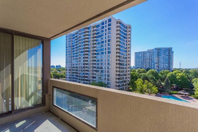 704 - 255 Bamburgh Circ, Condo with 2 bedrooms, 2 bathrooms and 2 parking in Toronto ON | Image 16