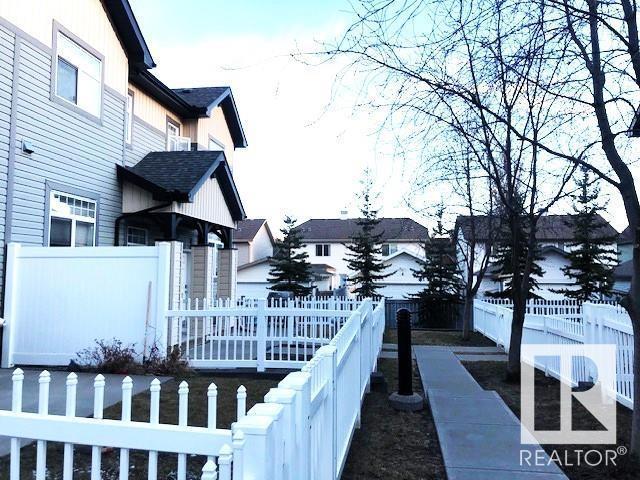 11 - 465 Hemingway Rd Nw, House attached with 3 bedrooms, 2 bathrooms and 2 parking in Edmonton AB | Image 5