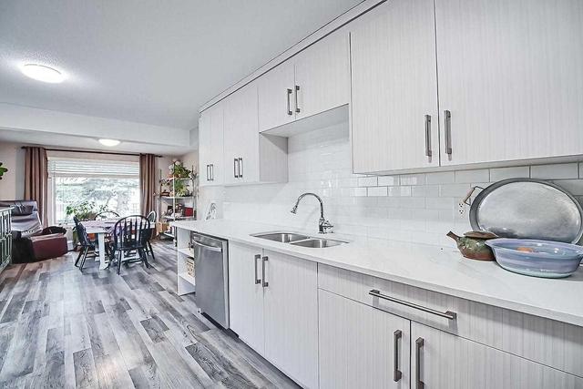 8 Beddington Crescent Ne, House detached with 3 bedrooms, 2 bathrooms and 2 parking in Calgary AB | Image 9