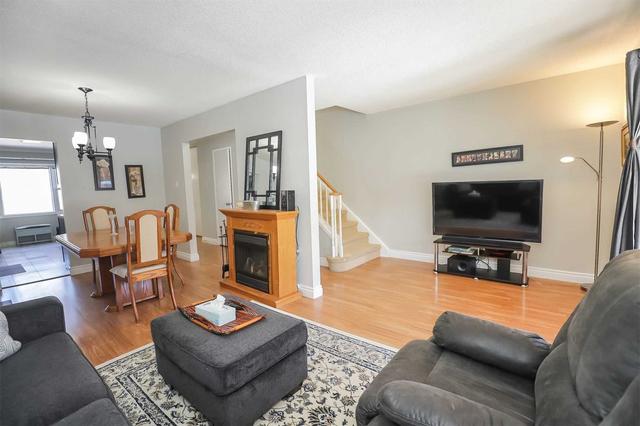 153 Aylmer Cres, House semidetached with 3 bedrooms, 2 bathrooms and 2 parking in Hamilton ON | Image 8