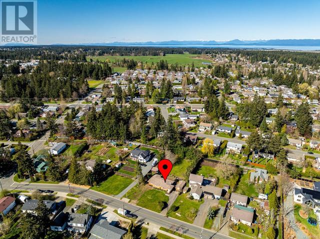 1760 Robb Ave, House detached with 3 bedrooms, 2 bathrooms and 4 parking in Comox BC | Image 35