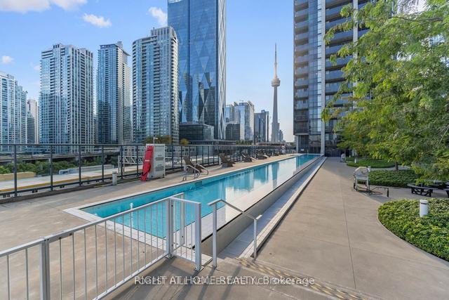 1108 - 1 The Esplanade, Condo with 2 bedrooms, 2 bathrooms and 1 parking in Toronto ON | Image 29