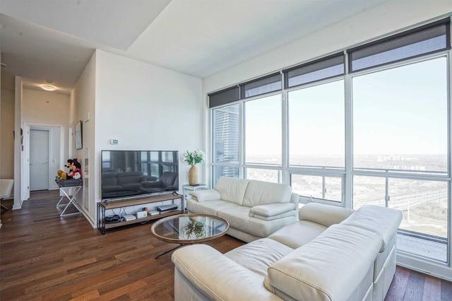 uph4706 - 2220 Lakeshore Blvd W, Condo with 3 bedrooms, 2 bathrooms and 1 parking in Toronto ON | Image 2