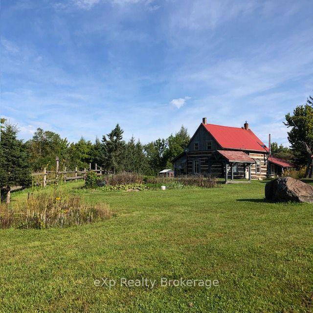 10155 Highway 522, House detached with 3 bedrooms, 1 bathrooms and 8 parking in Parry Sound, Unorganized, Centre Part ON | Image 35