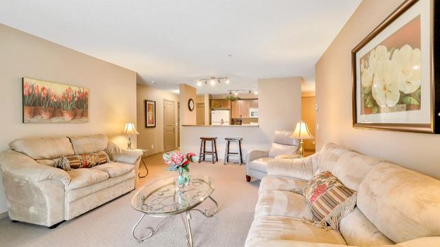 107 - 4874 Stanley Street, Condo with 2 bedrooms, 2 bathrooms and null parking in Radium Hot Springs BC | Image 4