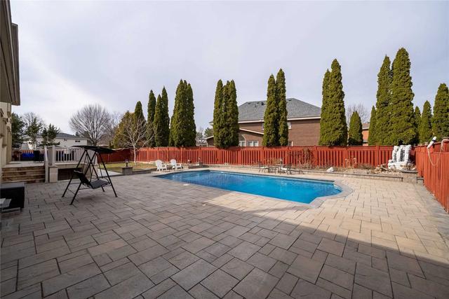 27 Dorwood Crt, House detached with 4 bedrooms, 5 bathrooms and 20 parking in Vaughan ON | Image 32