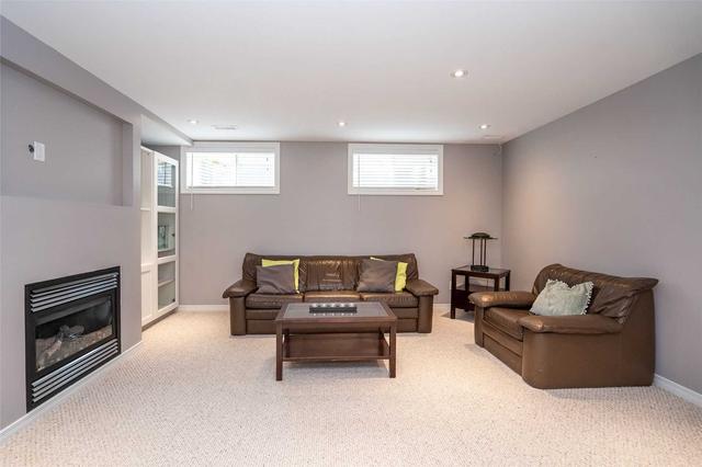 145 Silk Dr, House detached with 3 bedrooms, 4 bathrooms and 6 parking in Shelburne ON | Image 17