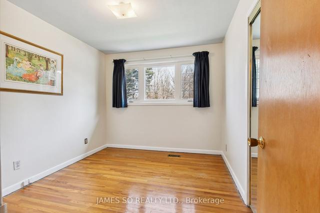 14 Tara Ave, House detached with 4 bedrooms, 2 bathrooms and 4 parking in Toronto ON | Image 6