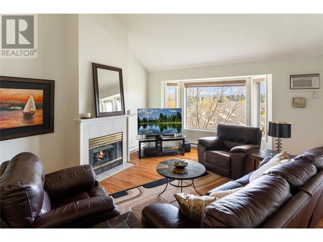 403 - 987 Klo Road, Condo with 2 bedrooms, 2 bathrooms and 1 parking in Kelowna BC | Image 8