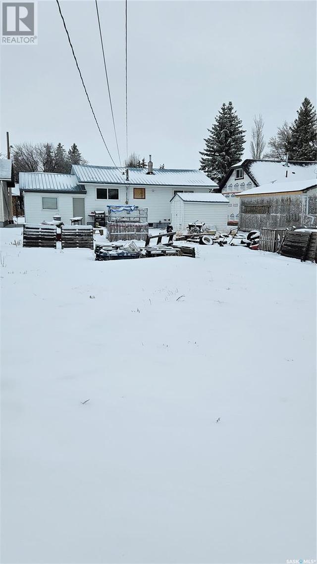 308 2nd Avenue, House detached with 2 bedrooms, 1 bathrooms and null parking in Cudworth SK | Image 16