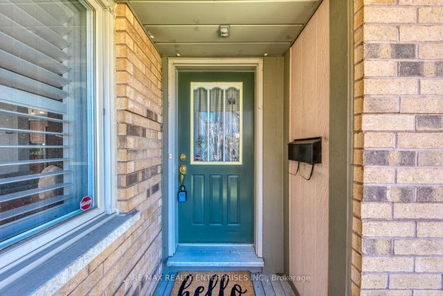 13 - 5658 Glen Erin Dr, Townhouse with 3 bedrooms, 3 bathrooms and 4 parking in Mississauga ON | Image 12