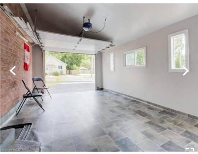 860 Trafalgar St, House semidetached with 3 bedrooms, 3 bathrooms and 3 parking in London ON | Image 3