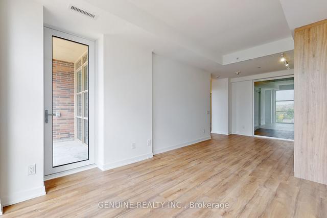 615 - 1787 St. Clair Ave W, Condo with 2 bedrooms, 1 bathrooms and 0 parking in Toronto ON | Image 2